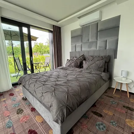 Prestige Miskolctapolca 아파트호텔 *